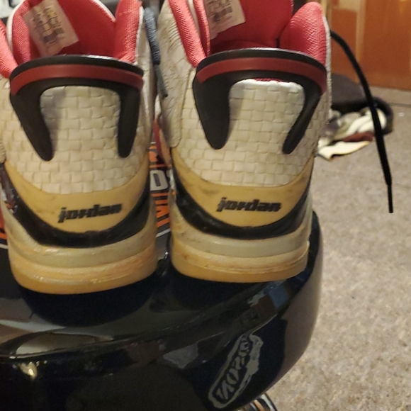 jordan shoes - Picture 2 of 2